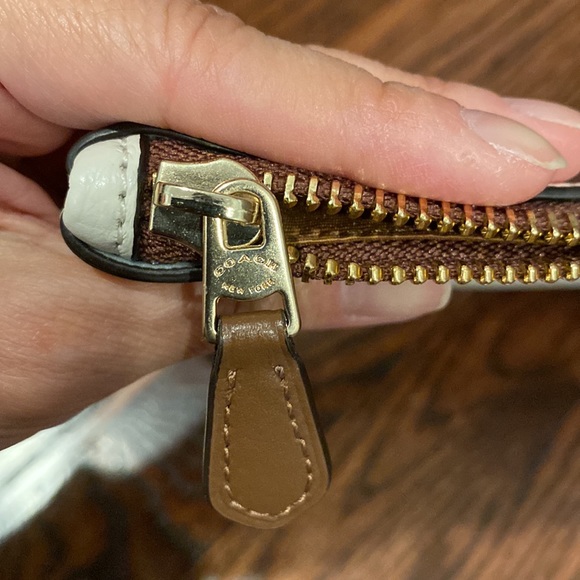 Brand new Coach gummy bear clutch - Picture 5 of 6